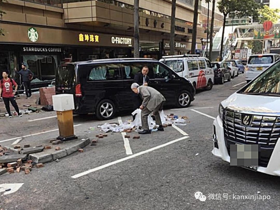 新加坡顶级富豪居然在香港街头搬砖？