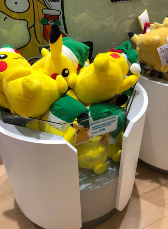 VivoCity上以聖誕節爲主題的Pokemon彈出式商店來了