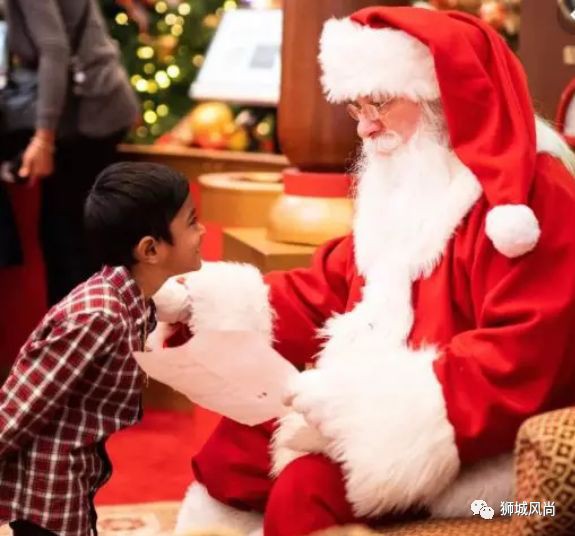 Immerse in The Season of Joy at Capitol Singapore and CHIJMES