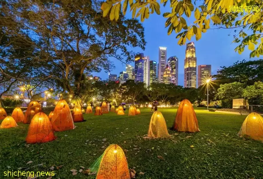 新加坡滨海湾举办灯光艺术展照亮夜景，即日起全民免费入场