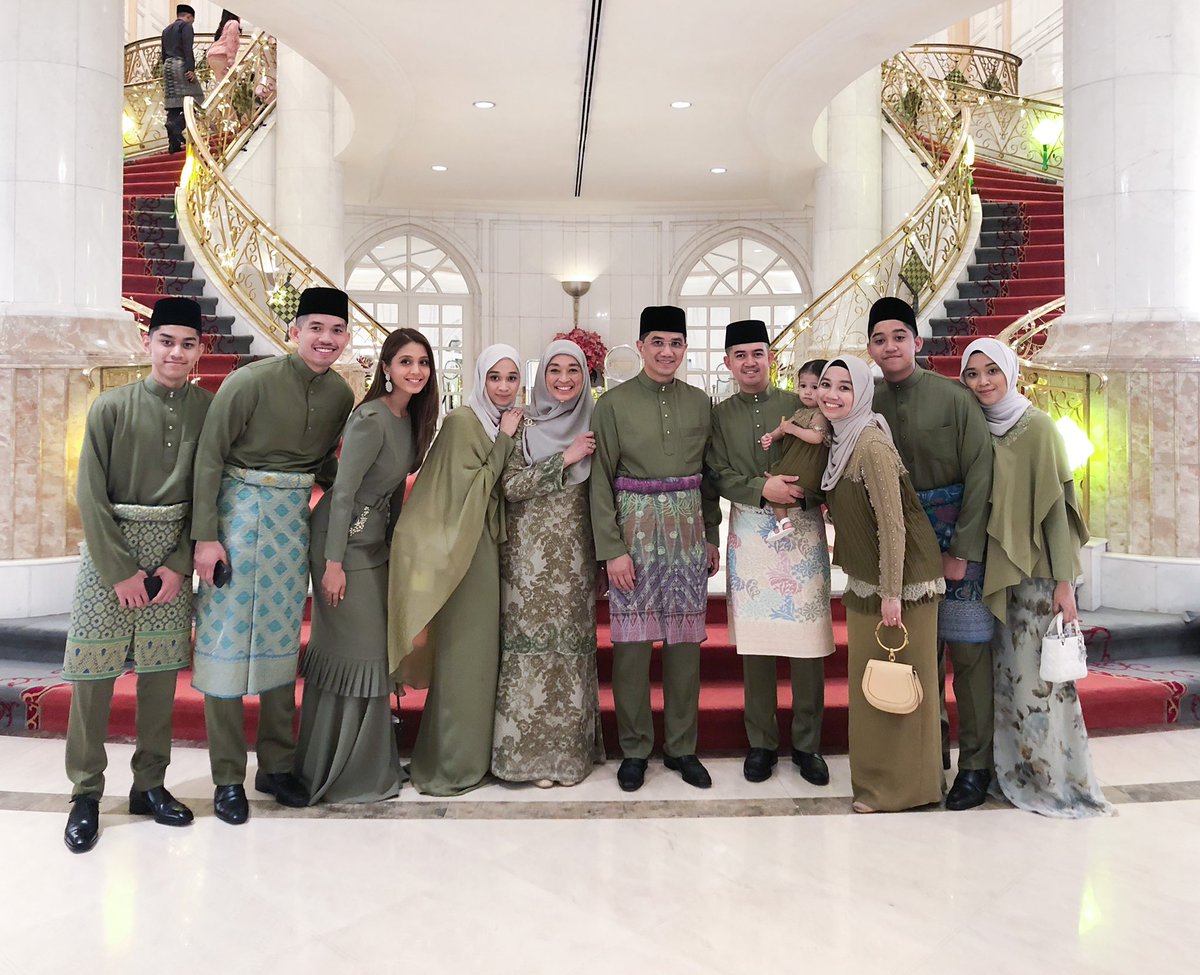 2019-06-12 azmin family.jpg