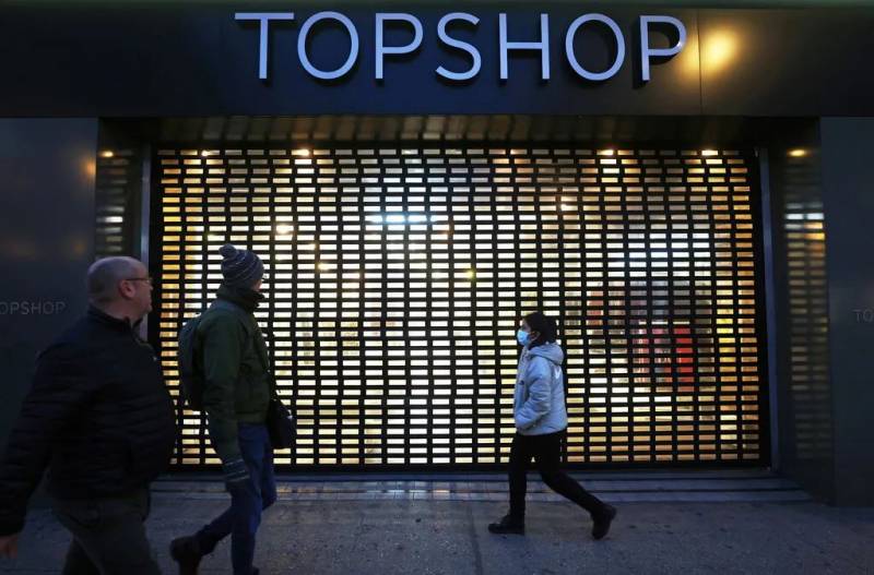 不堪疫情网购双重冲击TopShop母公司申请破产保护，1万3000人面临失业