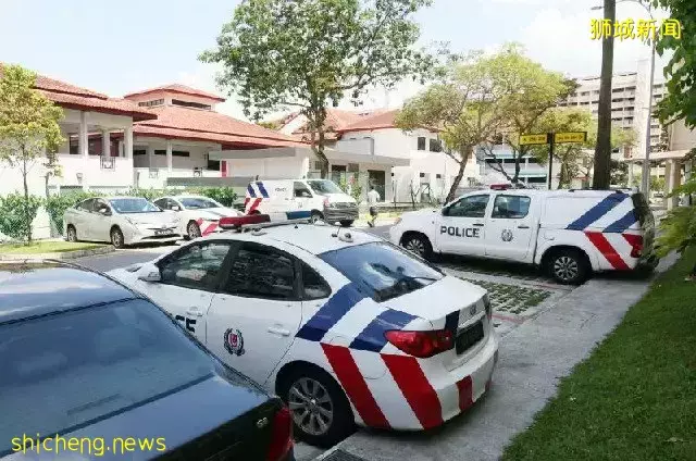 等电梯险遭非礼 少女尖叫吓退色狼 