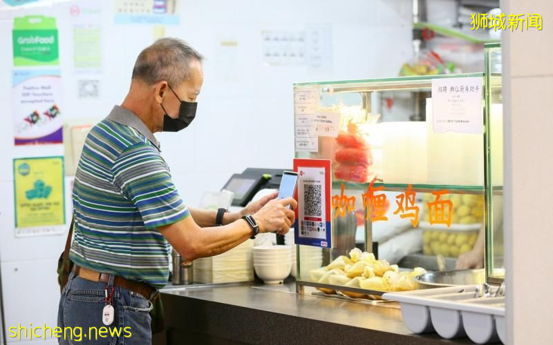 年逾古稀仍满满求知欲 他活学活用数码技能