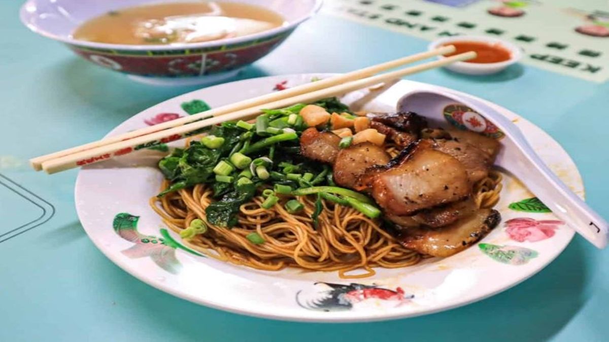 叉烧招财面，手工制作虾饺汤！在熟食中心打响名号