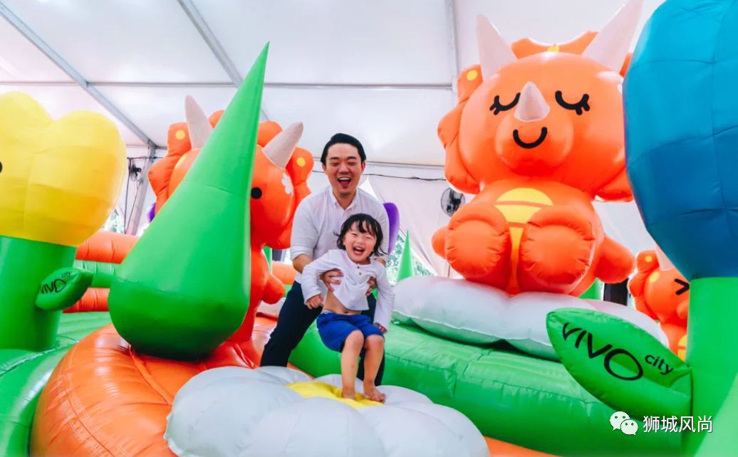 Bounce-A-Saurus Fiesta at VivoCity