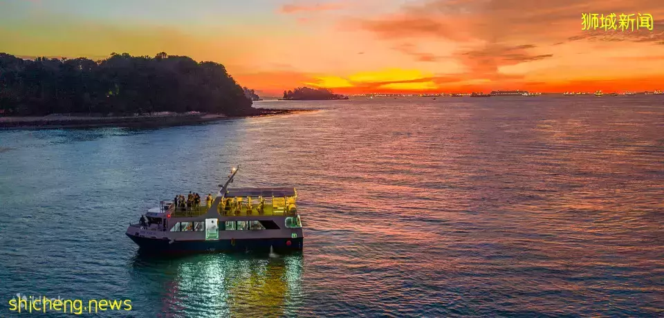 日落巡艇之旅开放预订啦！欣赏绝美夕阳+海滨夜景，全程充满浪漫氛围感⛅ 