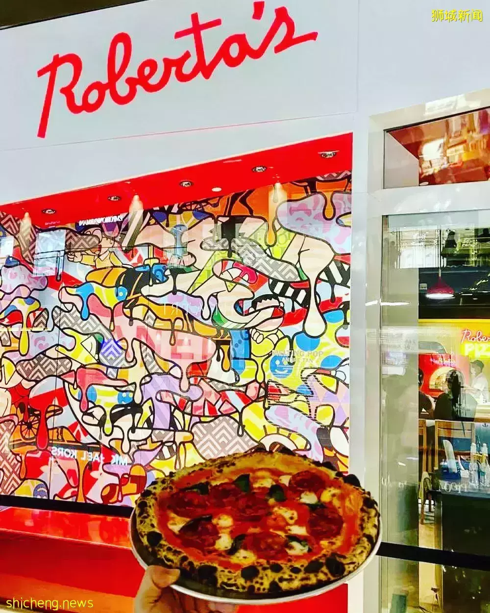 纽约最佳披萨“Roberta's”来了！主打木炭炉火披萨，不接受提早订位，要吃只能去现场等🍕 