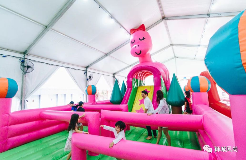 Bounce-A-Saurus Fiesta at VivoCity