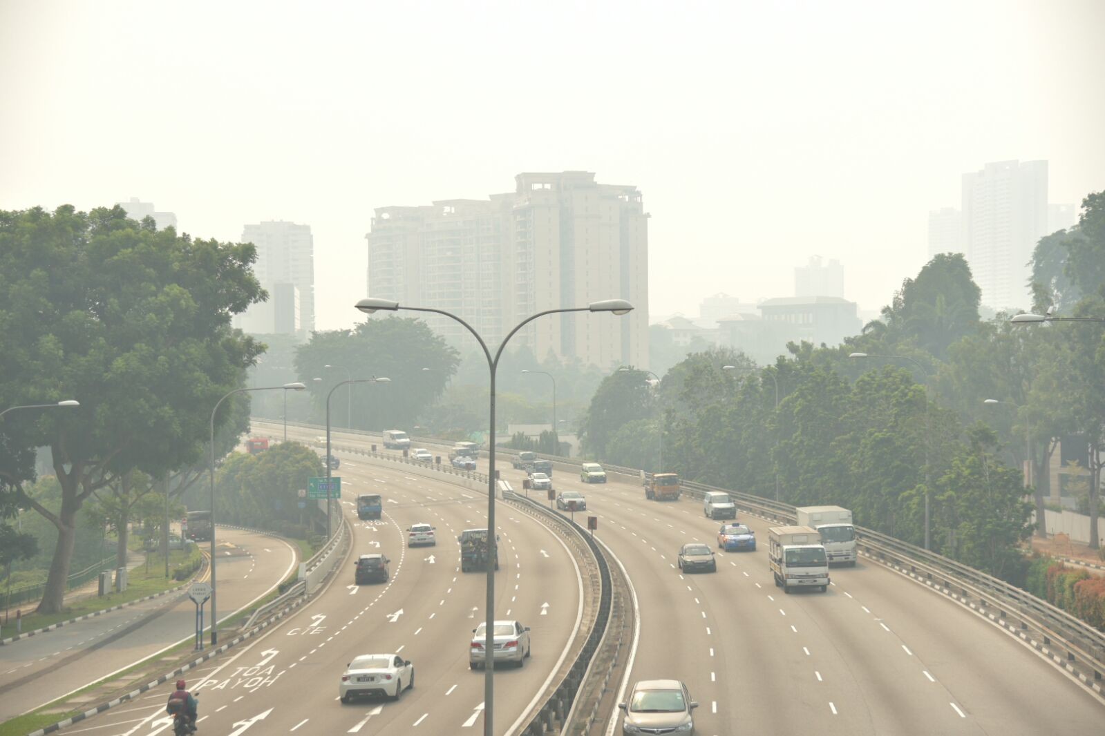 haze-road-singapore-data