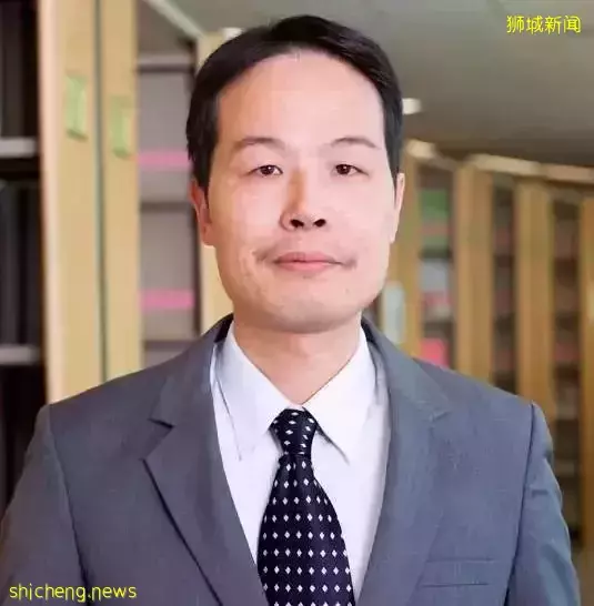 政府还是社会，在抗击疫情中最重要的是什么？——基于中国香港与新加坡的比较分析