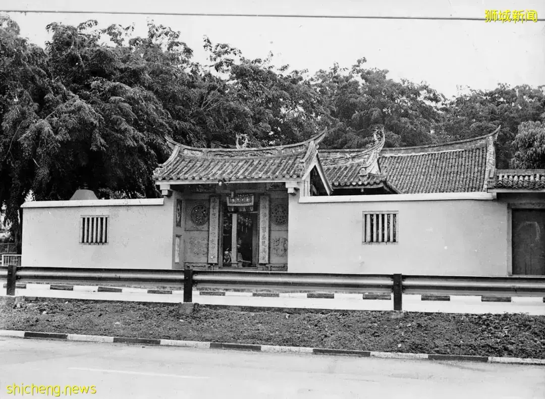 幸免于火却消失三四十年！200年历史福建人古庙楹联从美国回归新加坡