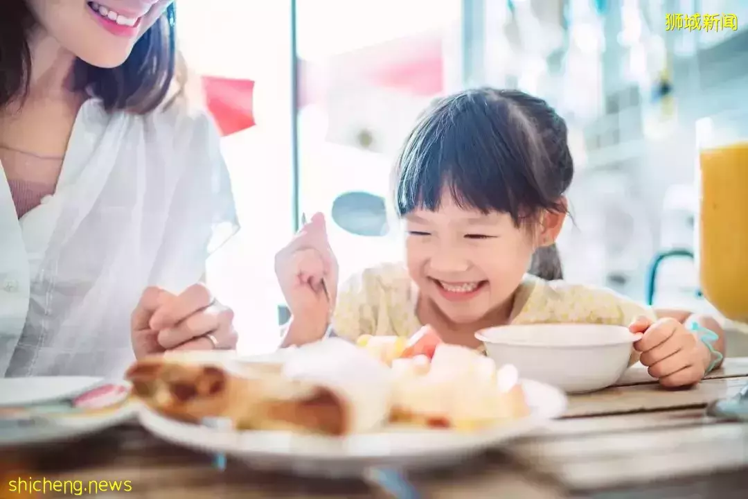 “我在新加坡生了3个孩子，总是忍不住偏心怎么办？”