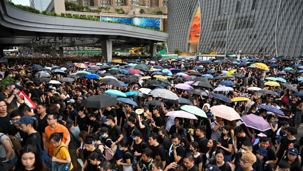 07072019-hong-kong-kowloon-station-protest-m.jpg