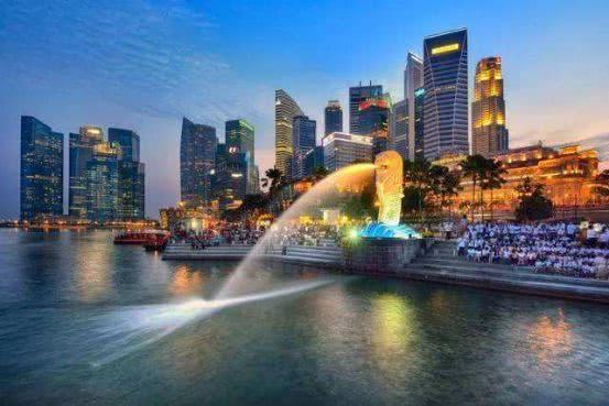 李光耀谈香港：新加坡做的最正确的事，就是打压了房地产