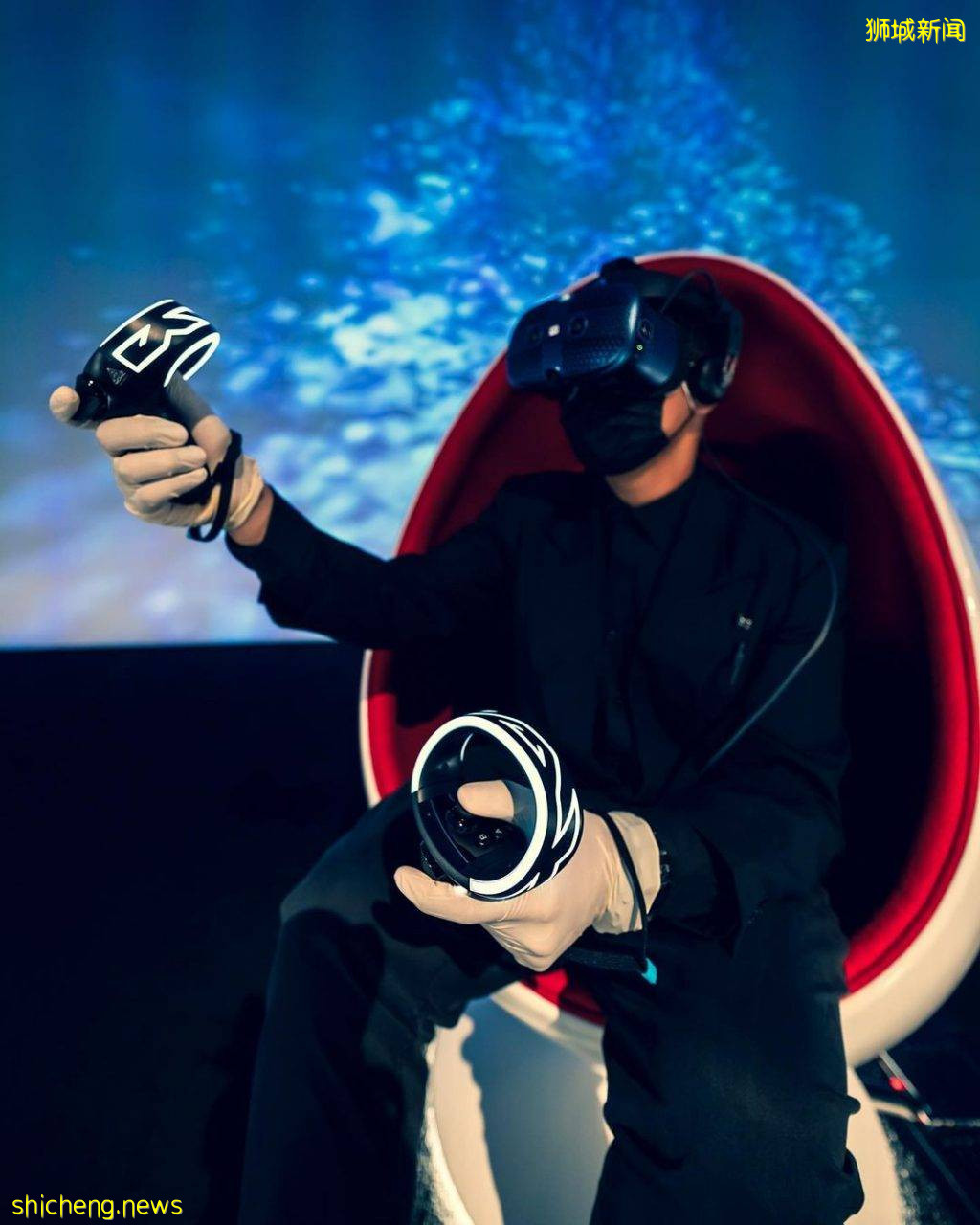 ArtScience Museum“VR Gallery”沉浸式体验！戴好头盔、穿进虚拟世界，感受超现实艺术作品💫 