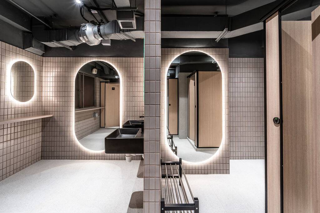 體驗膠囊旅館🛏KINN Capsule Hotel🔑小而美極簡風格、打造完美私人時光，每晚$40起💸