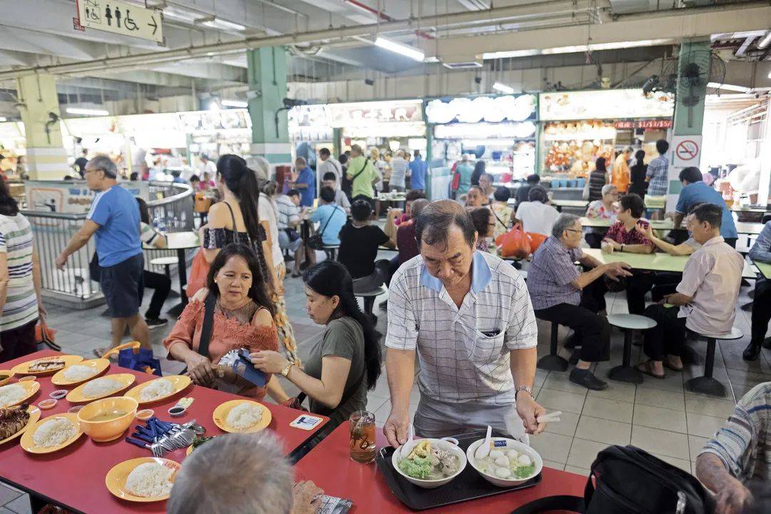 新加坡小販中心申遺成功 在每個“小本生意”裏品味歲月和人情的味道