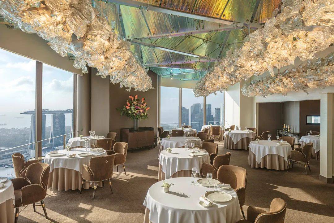 新加坡14间高颜值观景餐厅，浪漫情人节赶早定起来