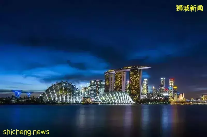 香港永居和新加坡永居，怎么选择