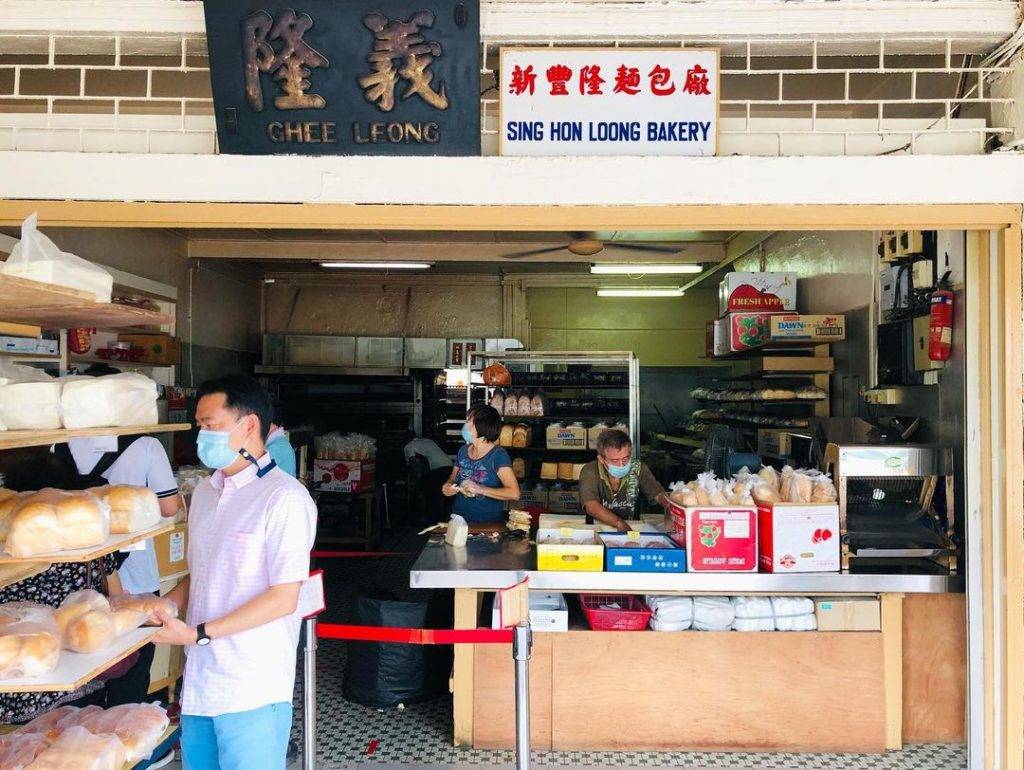 超级古早味 ！不打烊的南洋风味“新丰隆面包店”大牌连锁店都用它🍞 开业50多年，全天营业无休息