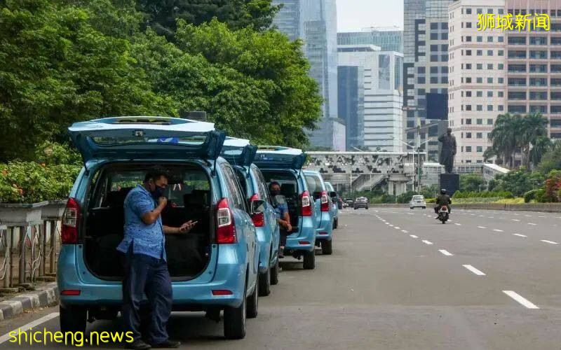 疫情導致需求增新加坡計程車龍頭加入送藥行列!