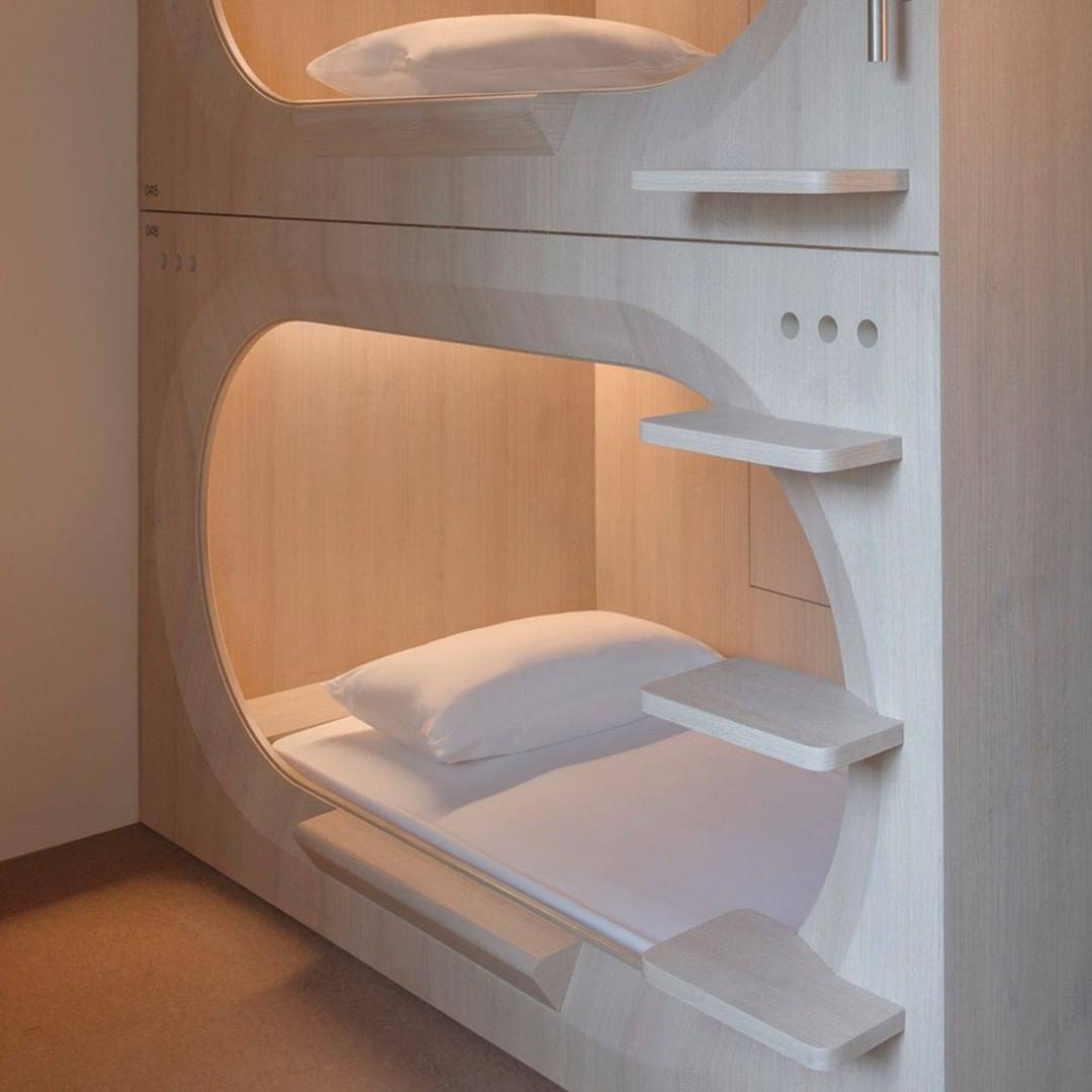 體驗膠囊旅館🛏KINN Capsule Hotel🔑小而美極簡風格、打造完美私人時光，每晚$40起💸