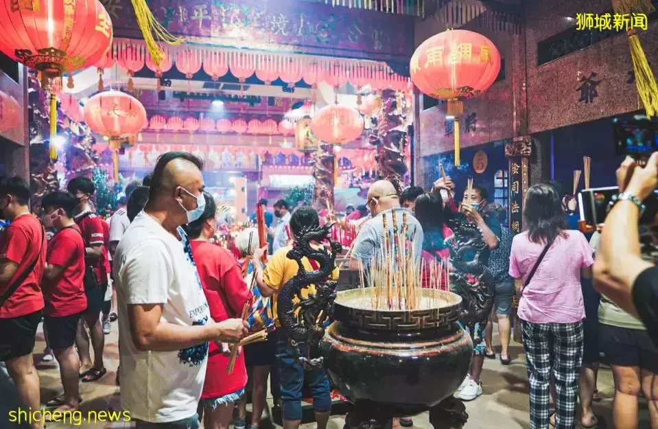 财！财！财！疫情也挡不住新加坡新年迎财神！恭喜发财