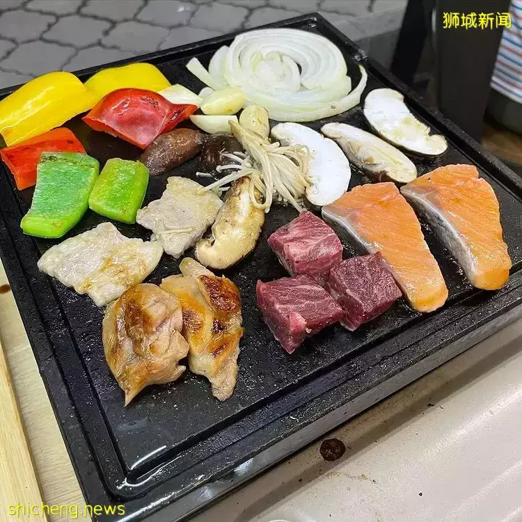 藏在咖啡店的日式烤肉Whack Yu Yakiniku，午餐配套從$7.50起！肉爆多的拼盤只需$24.90🥓