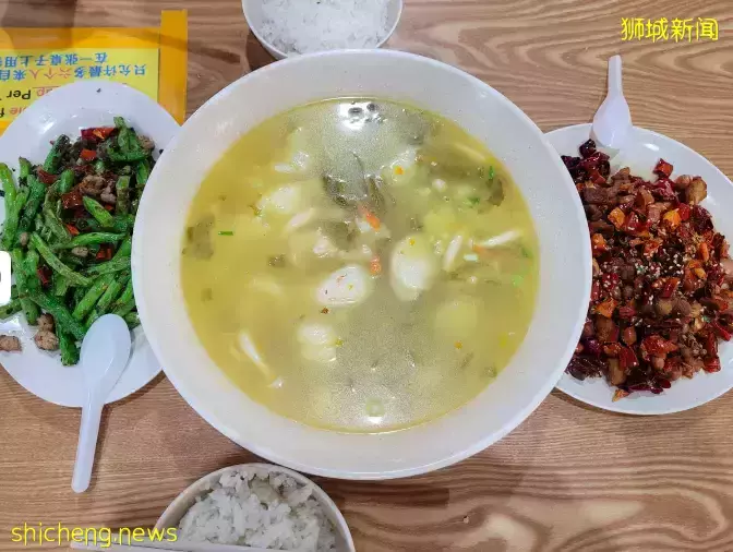 NTU 食堂攻略 Canteen 11裏的美食，吃嗎？就現在