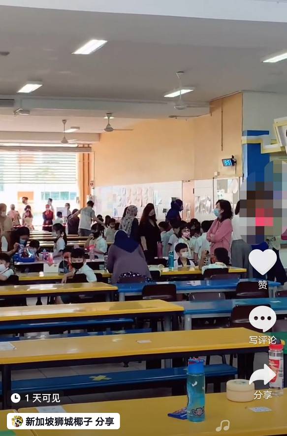 实拍！新加坡小学开学首日，疫情之下家长紧张疯了