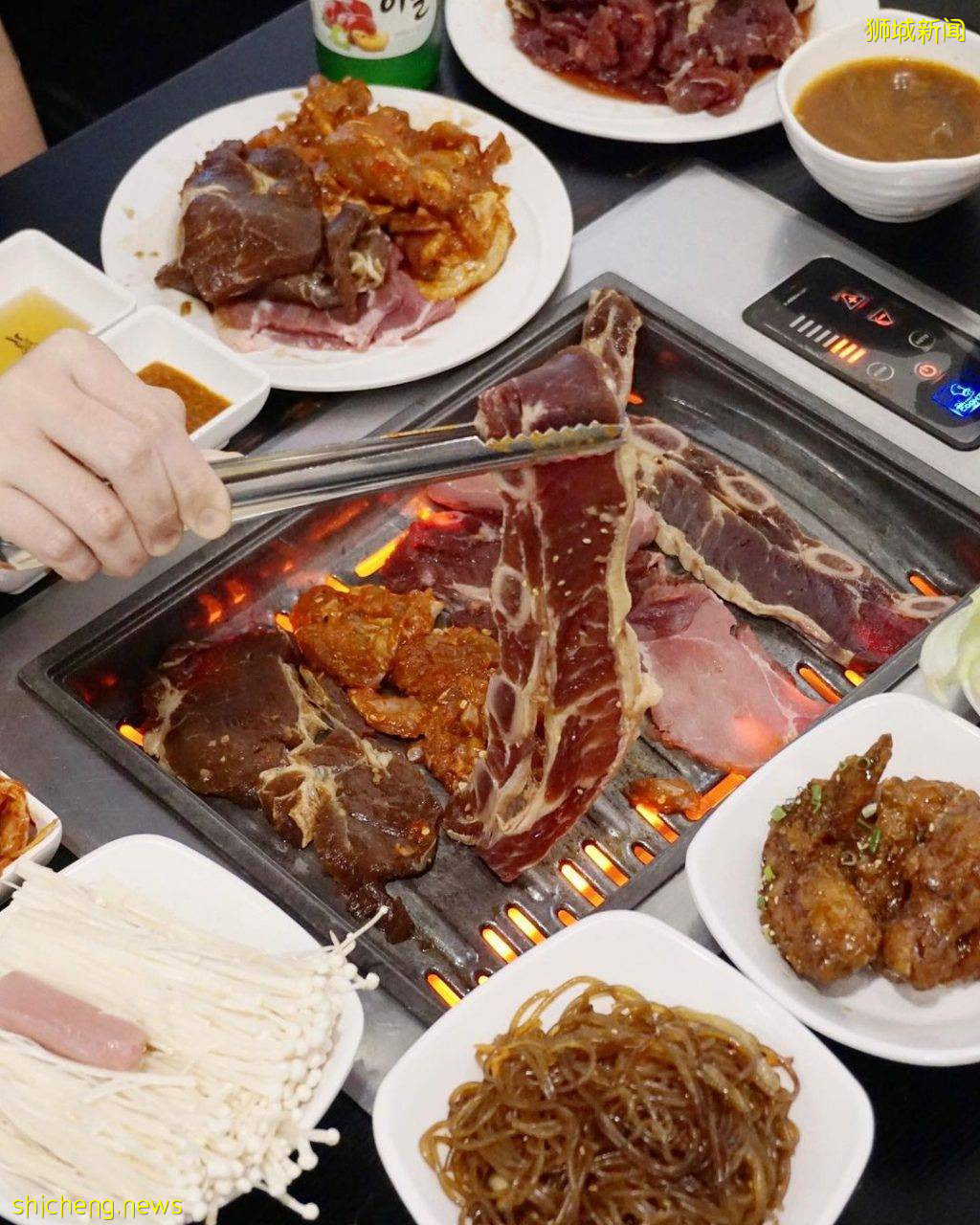 新加坡性价比最高的8家韩式烤肉自助餐大盘点🥩五花肉、猪颈肉、腌制鸡肉任你吃！钱包不破洞，性价比爆表🤩 