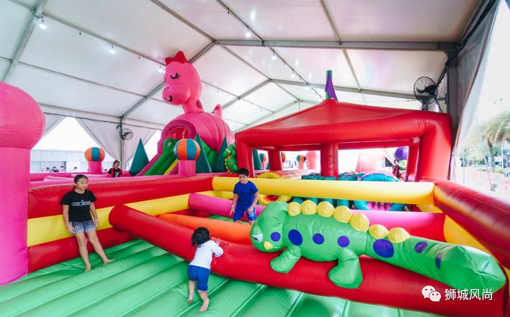 Bounce-A-Saurus Fiesta at VivoCity