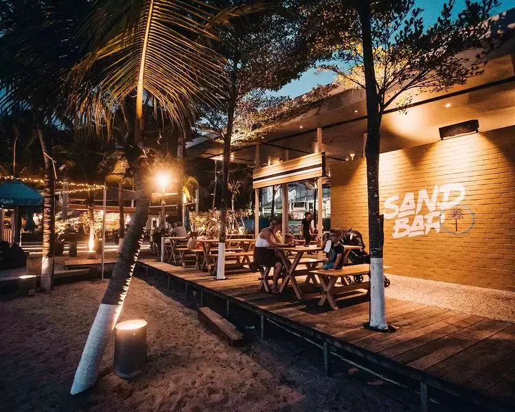 不用出国！圣淘沙Sand Bar沙滩酒吧🍺面朝大海，迷人海景+浪漫夜景让你放松一下🙌 