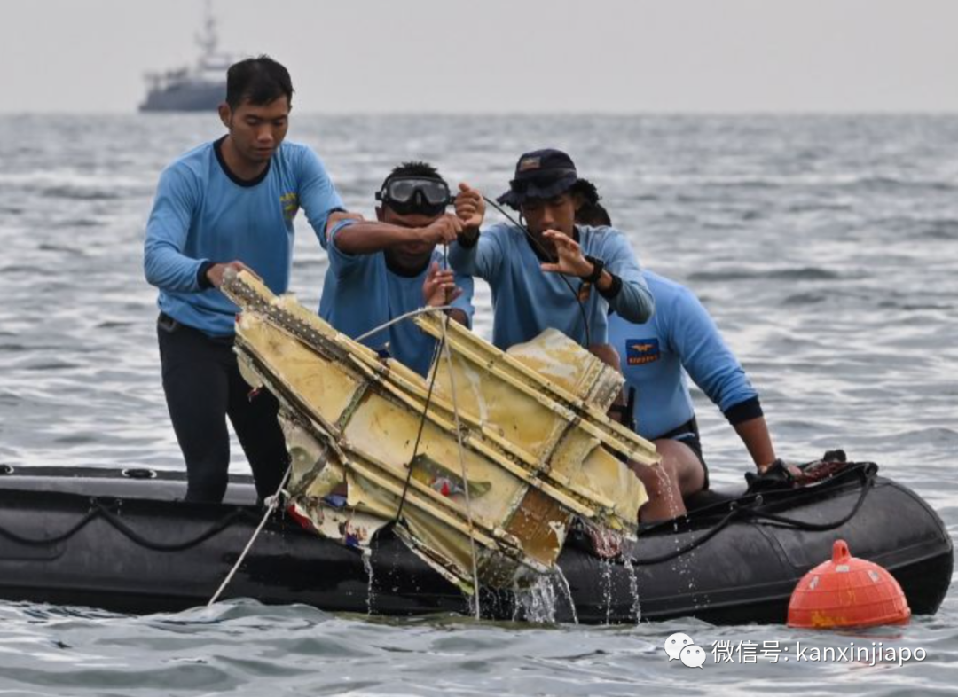 飞机从万尺高空坠落！62人遇难，已发现遗体残骸