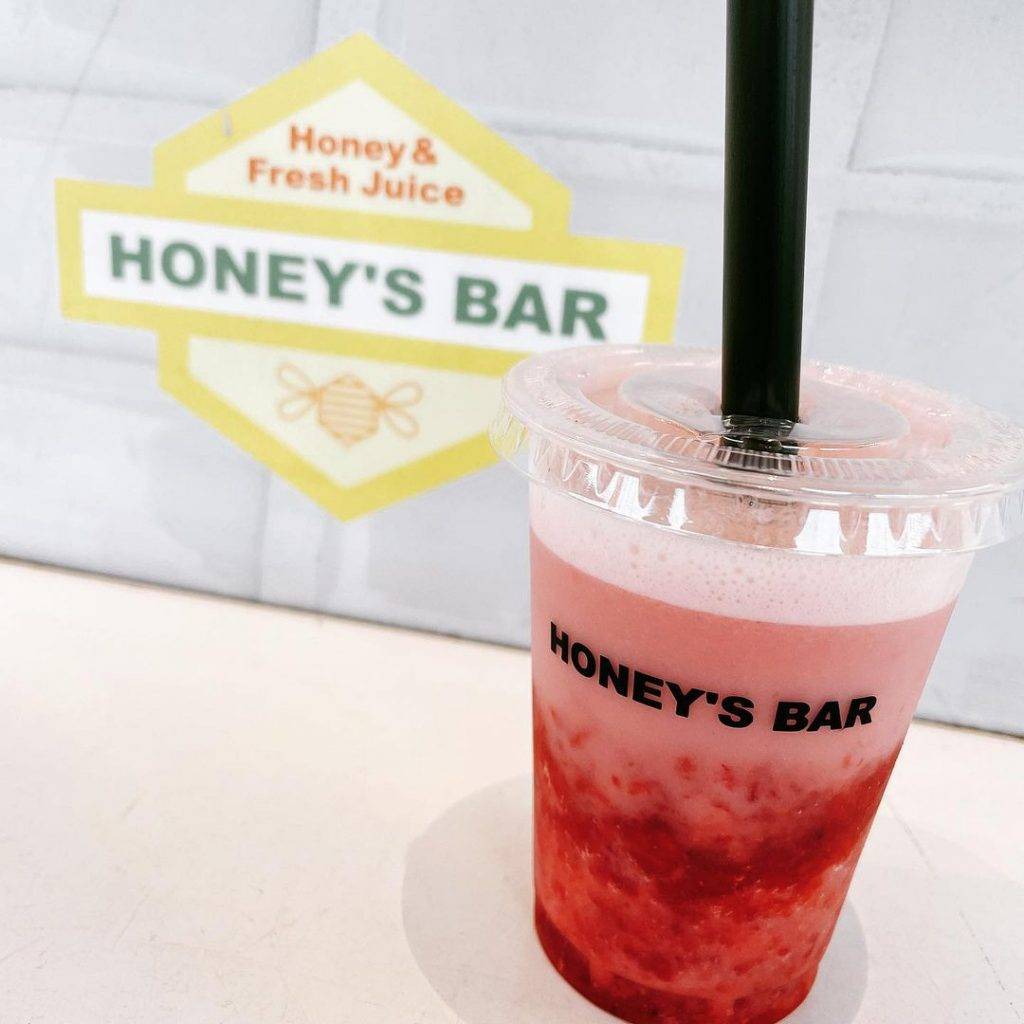 日本果汁品牌Honey's Bar🥤新鲜萃取、天然营养，纯正果饮就在Jurong Point📌 