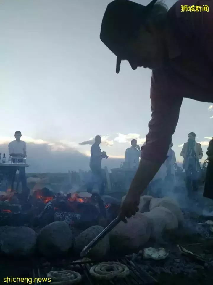 米其林三星厨师亲自操刀明火露天烤肉😍全新超狂野视觉、味觉双重盛宴