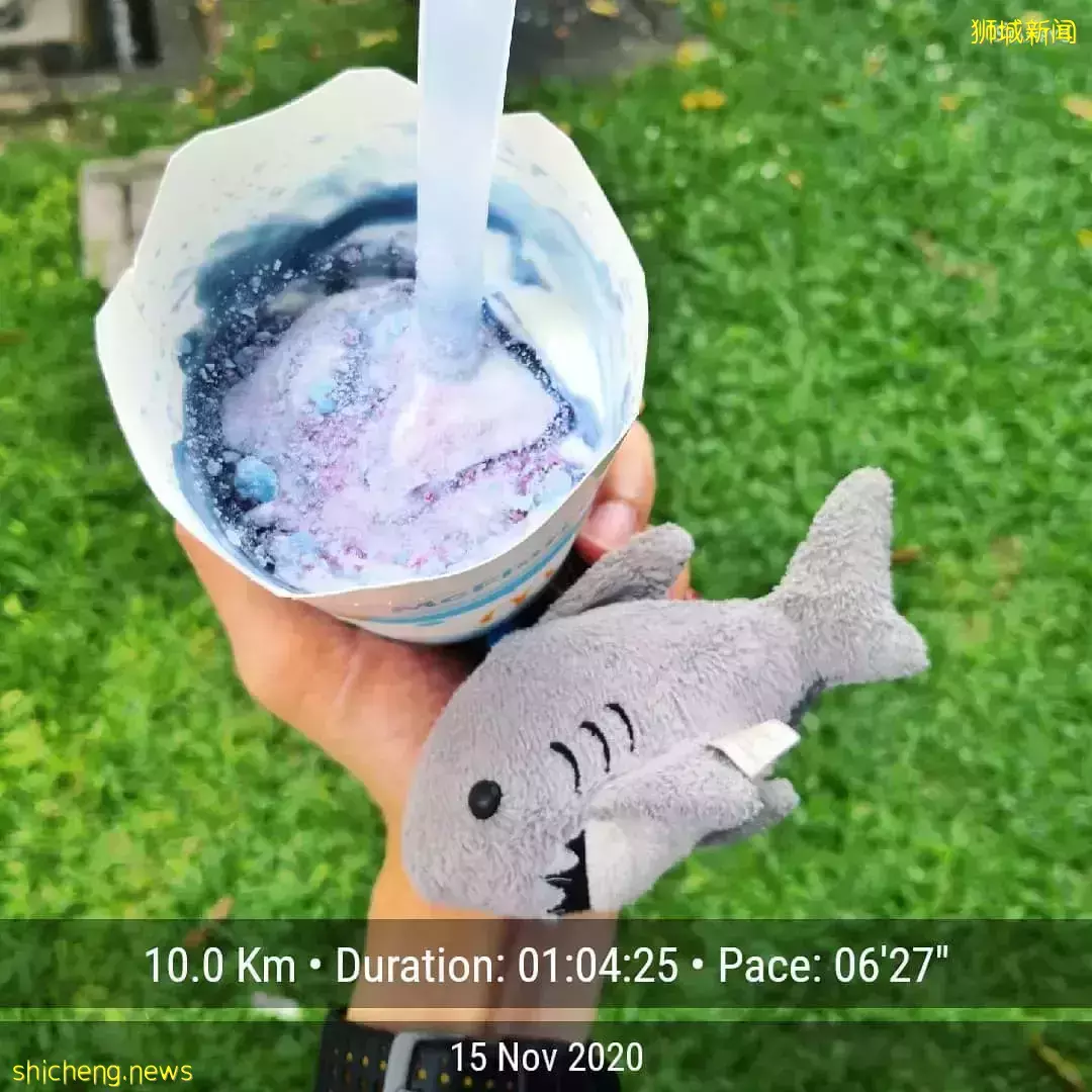 蓝色McFlurry！清新海盐口味颜值超高，仿佛杯子里有一整个宇宙