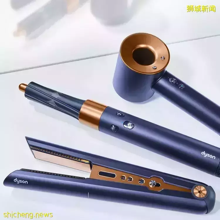 Dyson VivoCity旗舰店是东南亚最大体验店！设立美容造型专区，让你免费进行美发咨询😎 