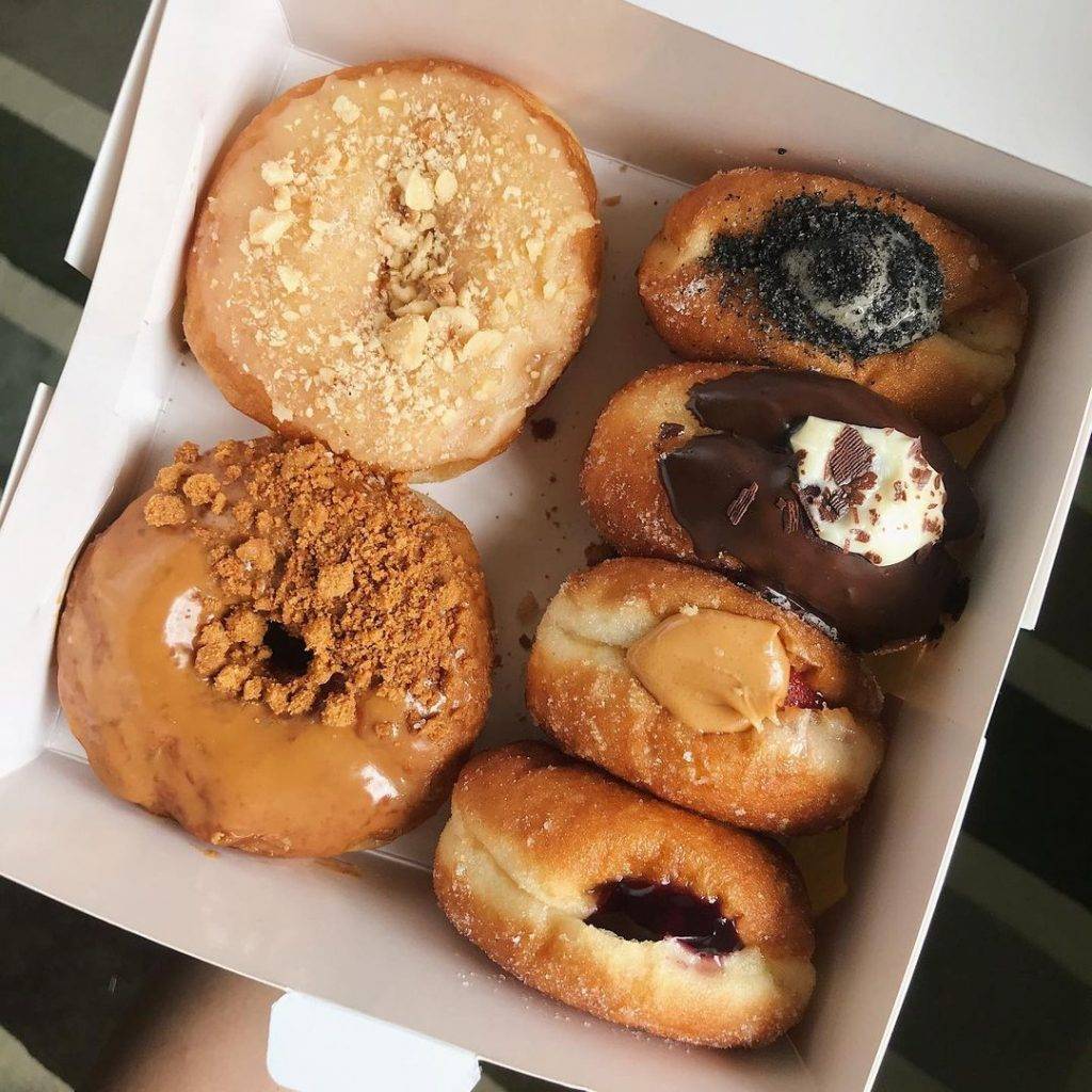 甜蜜小炸弹！Doughnut Shack爆浆甜甜圈🍩 6粒才S$14 价格亲民 + 颜值口感全在线