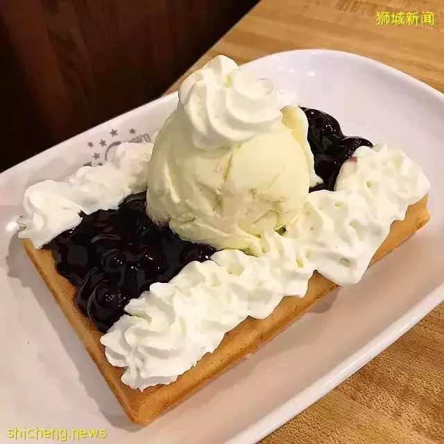 Waffletown终于重新开张！新店在NEWest，能够再次品尝到好吃的美式快餐啦🍔 