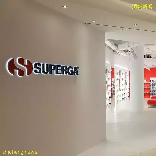 Superga淡滨尼店关店促销，高达70%折扣！即日起到4月17日，快来抢经典小白鞋👟 