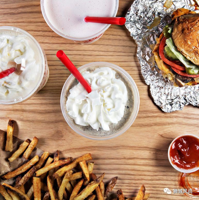 FIVE GUYS officially opens at Plaza Singapura