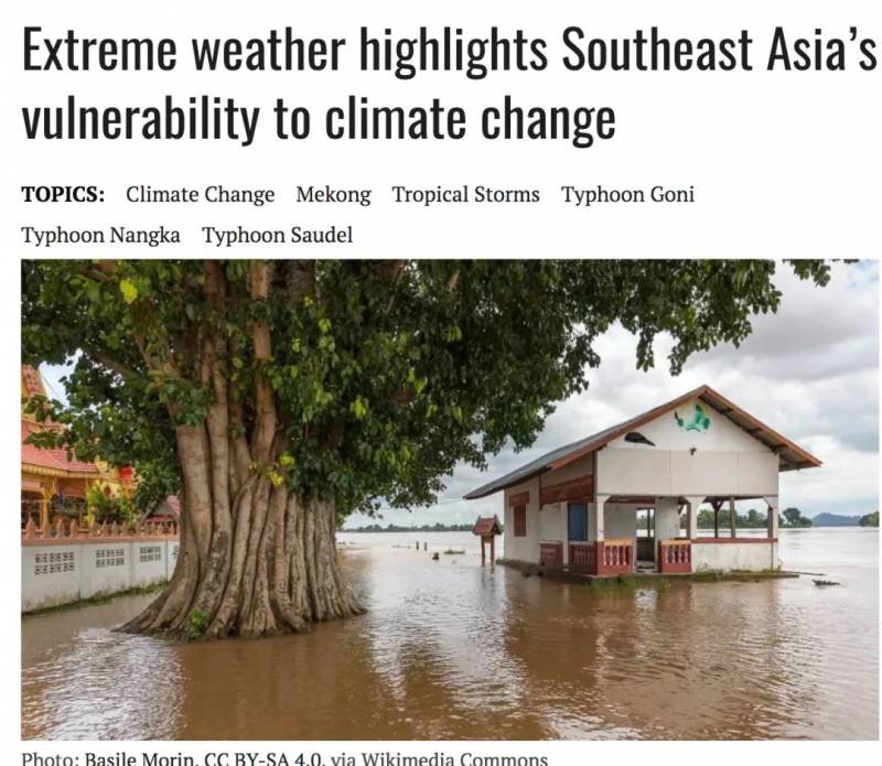 犹如世界末日！实拍新加坡被海啸云“吞没”！暴雨、发大水、树倒