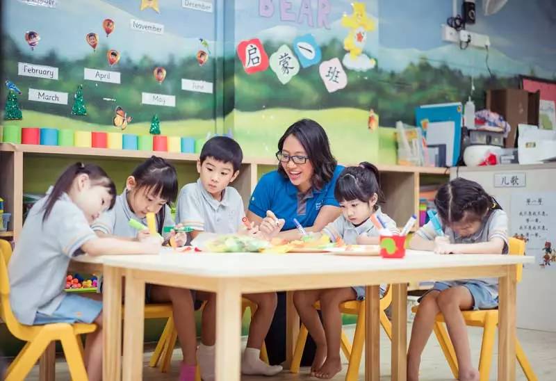 今天开学，学校都做好哪些准备帮助孩子适应开学第一天呢