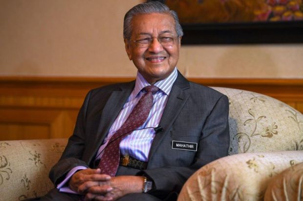 ak_mahathir2_0211.jpg